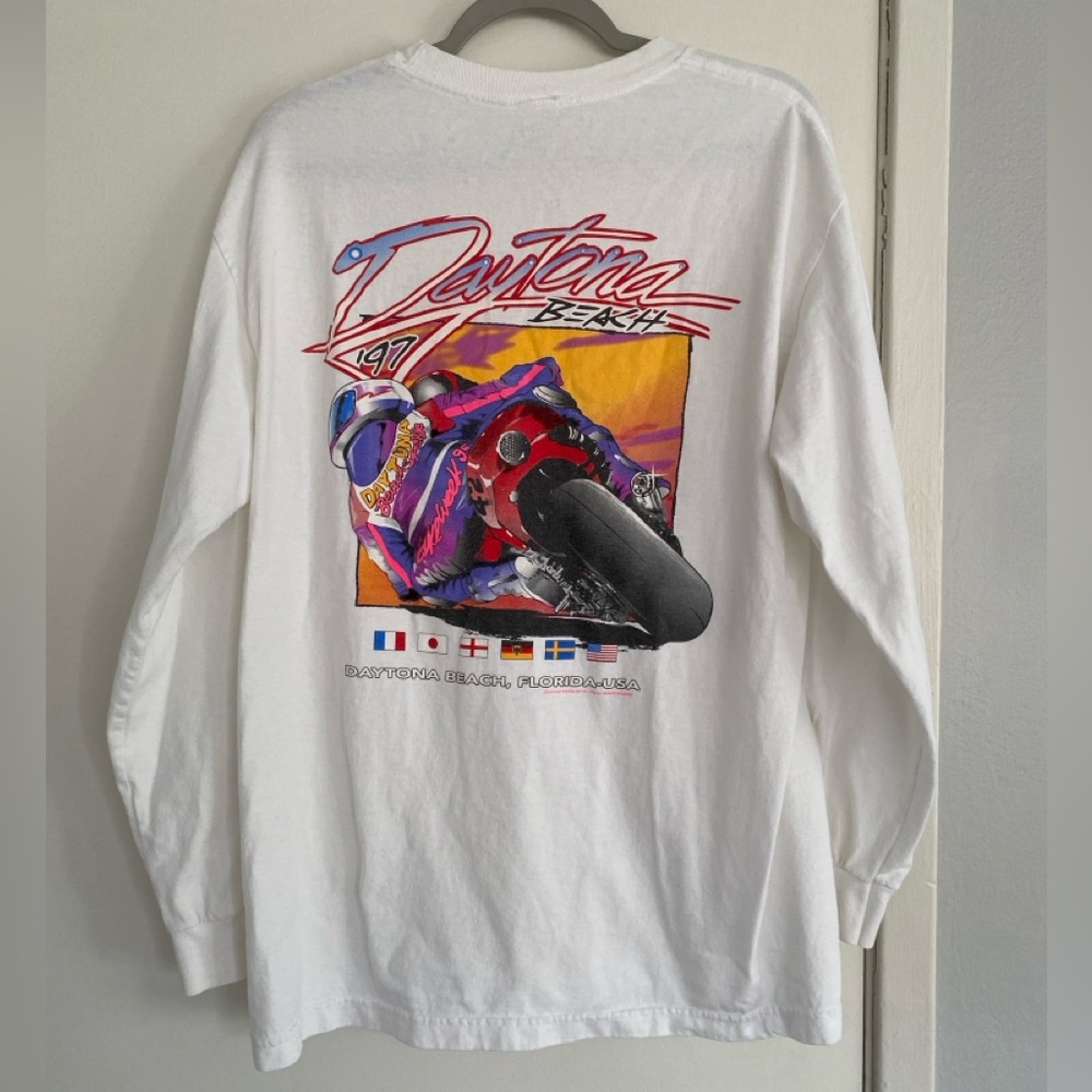 Brandy Melville Long-Sleeve Graphic Shirt